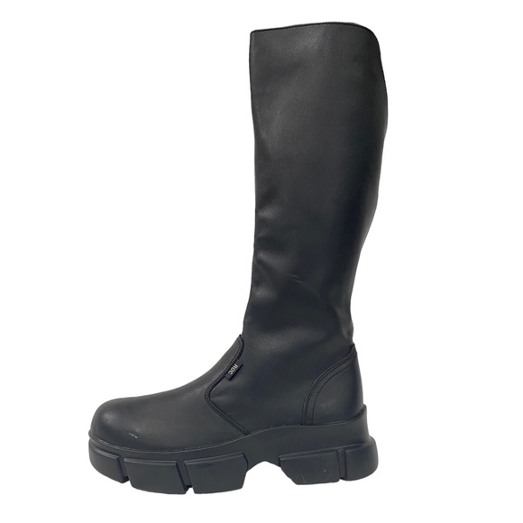 ROC 'Rouge' Chunky Leather Boots (Color: Black, Size: 10 US | 41 EU) - Picture 1 of 5